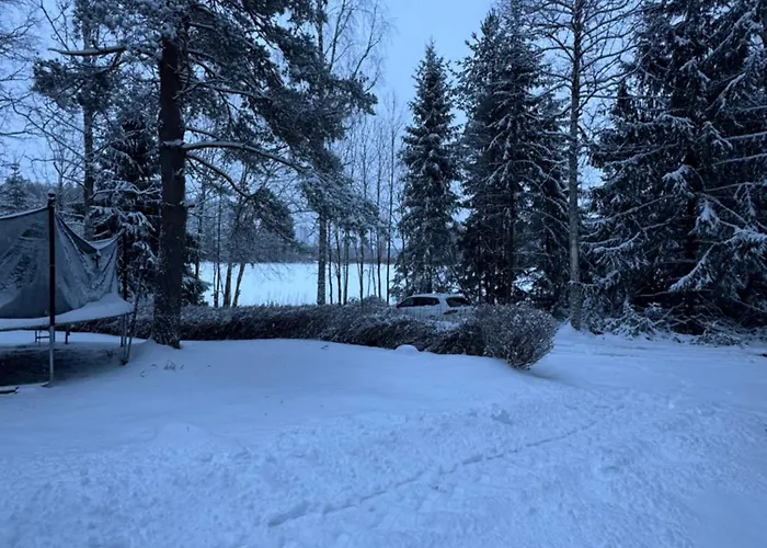 Mysig Stuga I Naevesta